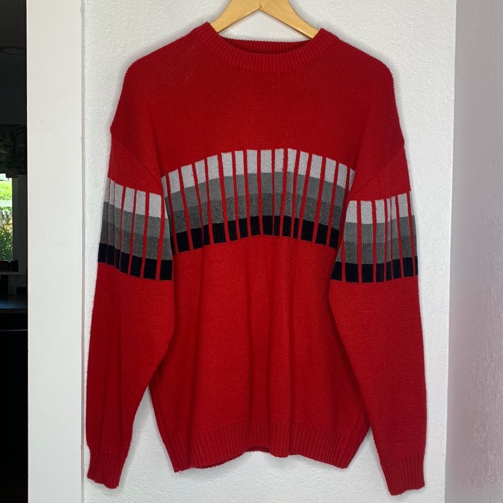 Barrage red knit sweater grey white black